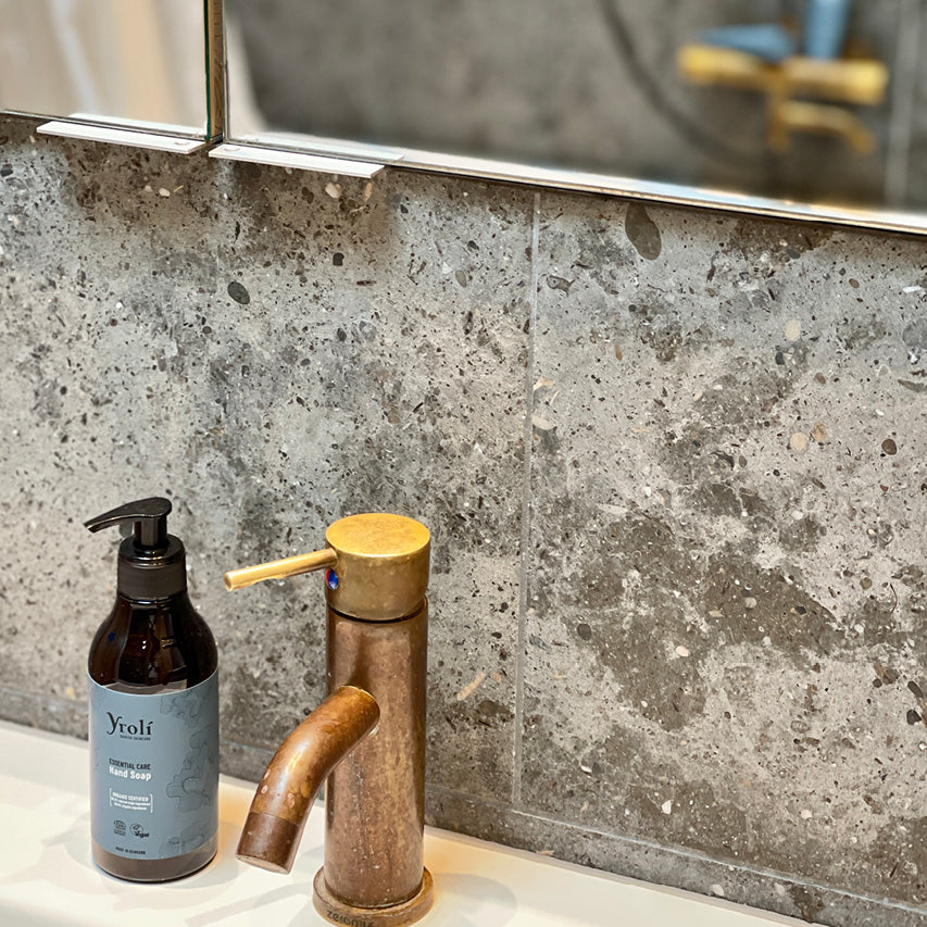 Essential Care Hand Soap - Yrolí Skincare